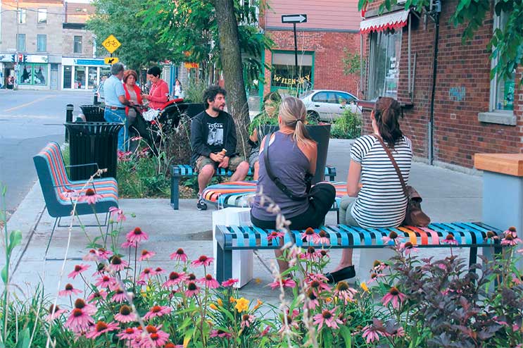 Mobilier urbain gamme pastel à Montréal - Réalisation Girod Group