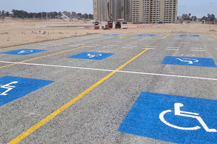 Marquage au sol des places handicapés pour les jeux panamaricain à Lima - Réalisation Girod Group